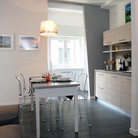 Myhomeincomo - Art Design Suites Luaran gambar