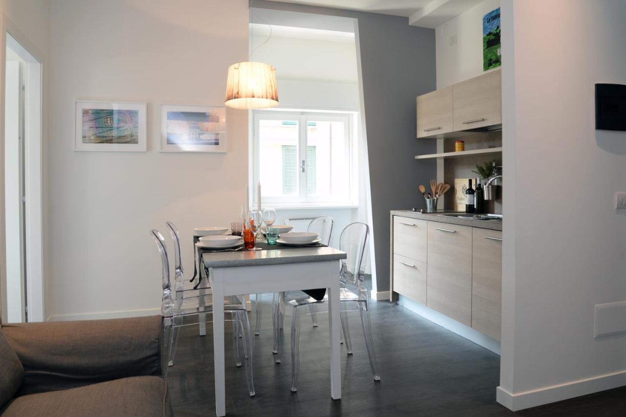 Myhomeincomo - Art Design Suites Luaran gambar
